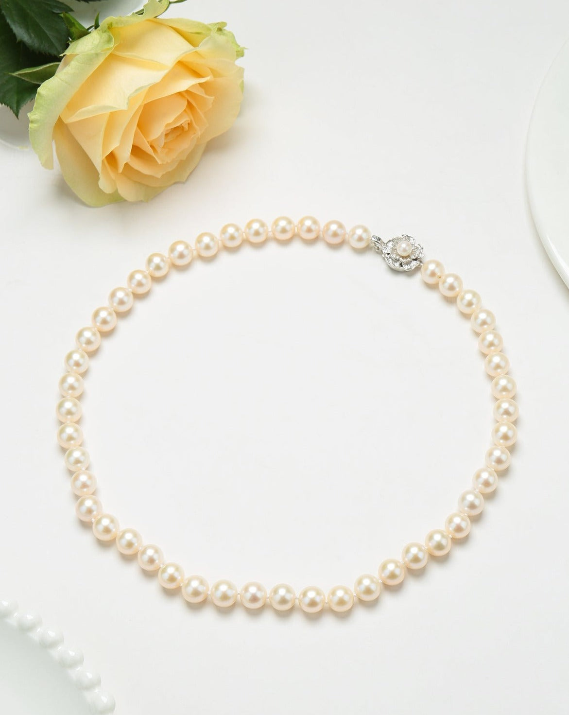 AAA Grade White Freshwater Pearl Necklace 9-10mm