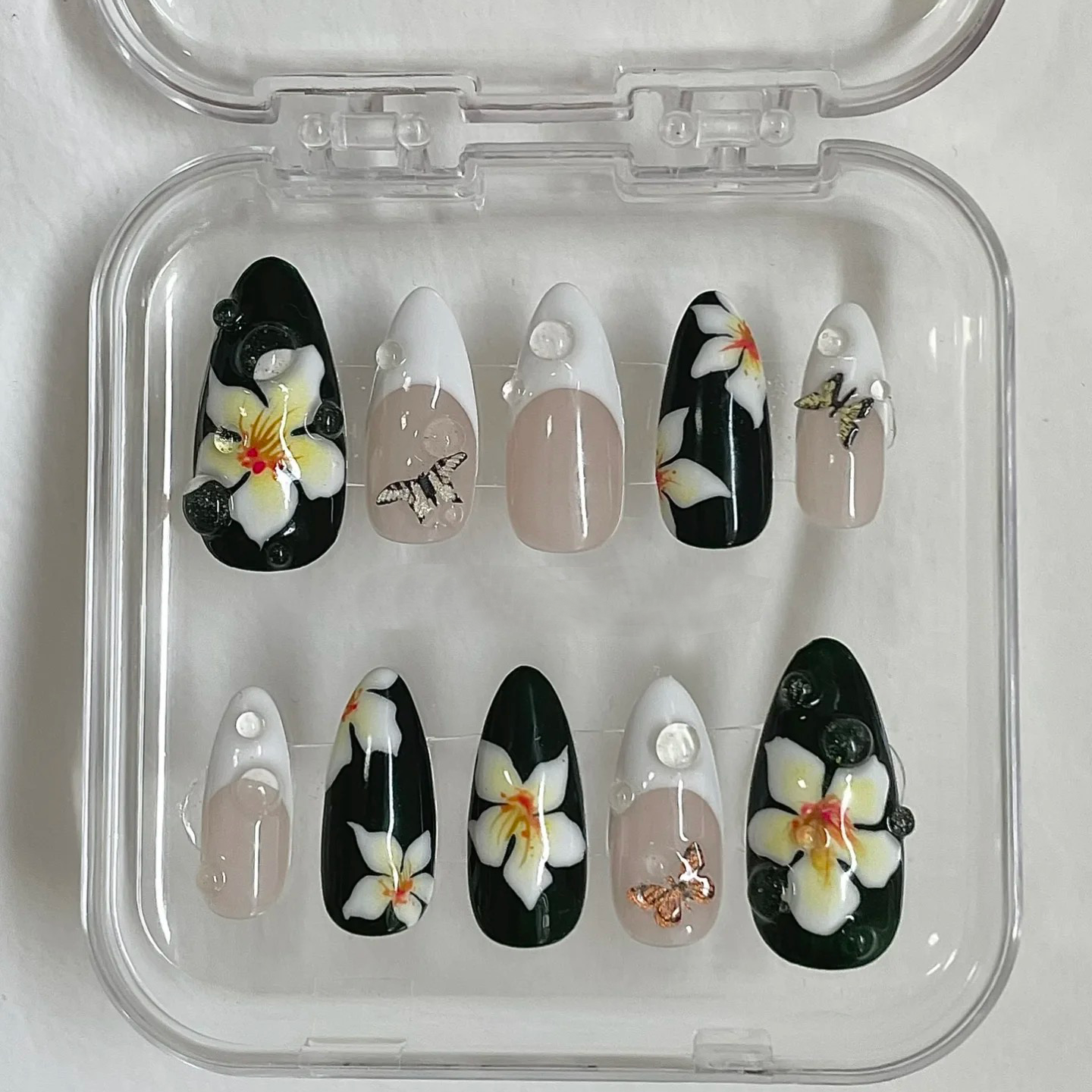 Black and White French Clear Flowers-XHS676