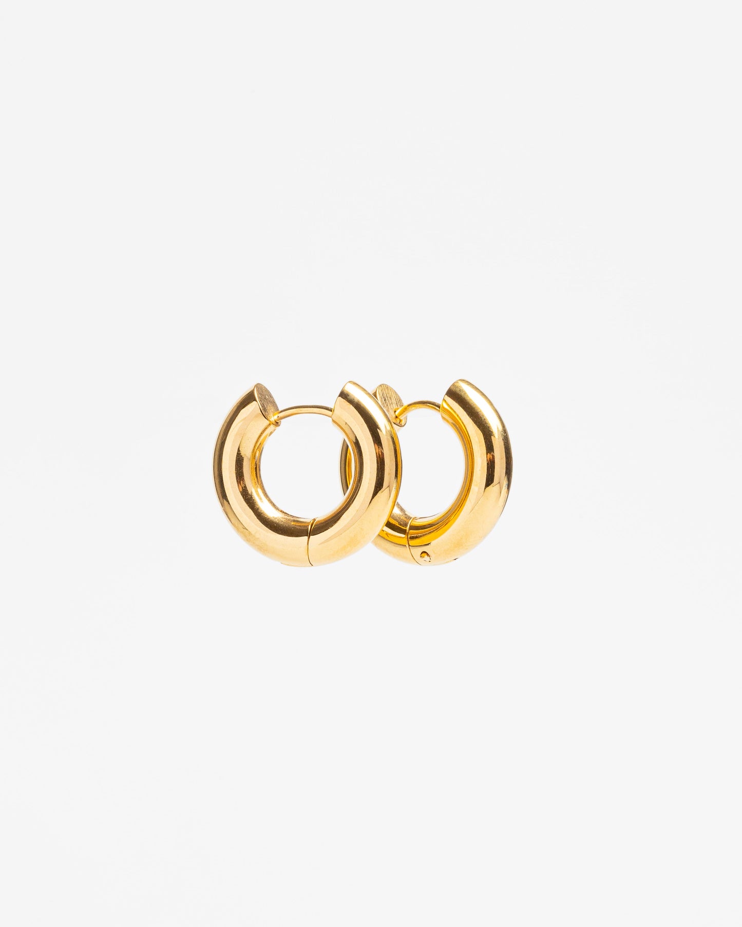 Gold Round Huggie Earrings Design