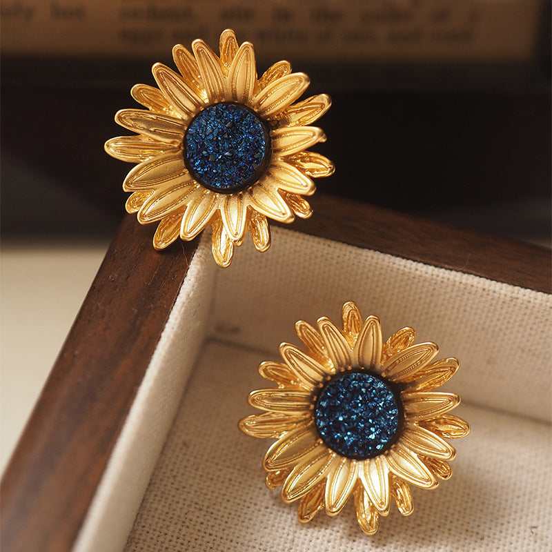 vintage Sunflower Ear Clip Earrings without Pierced Middle Ancient Retro Distressed Gold-Plated Flowers Designer Van Gogh