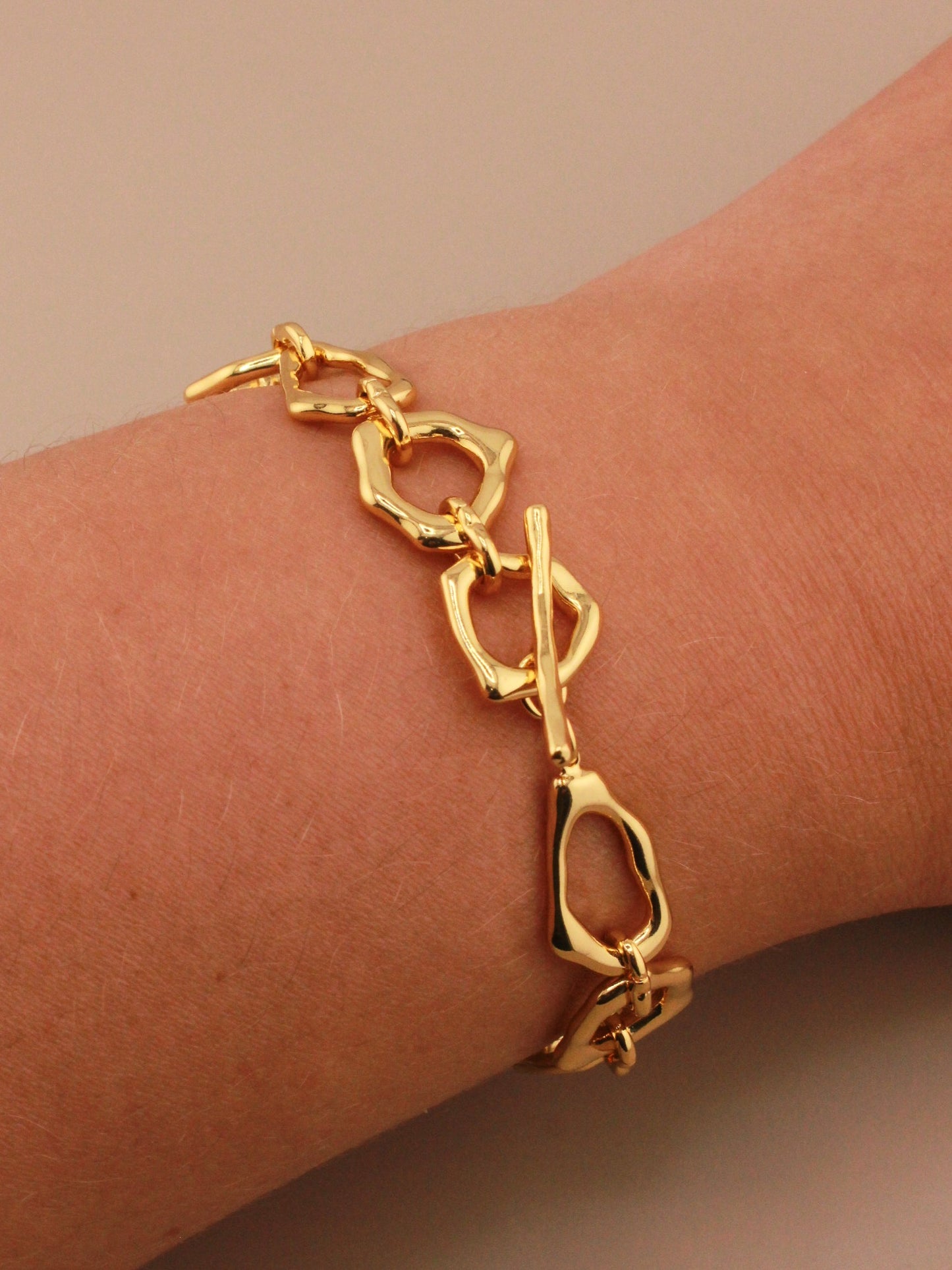 Abstract Gold Bracelet for Elegant Style