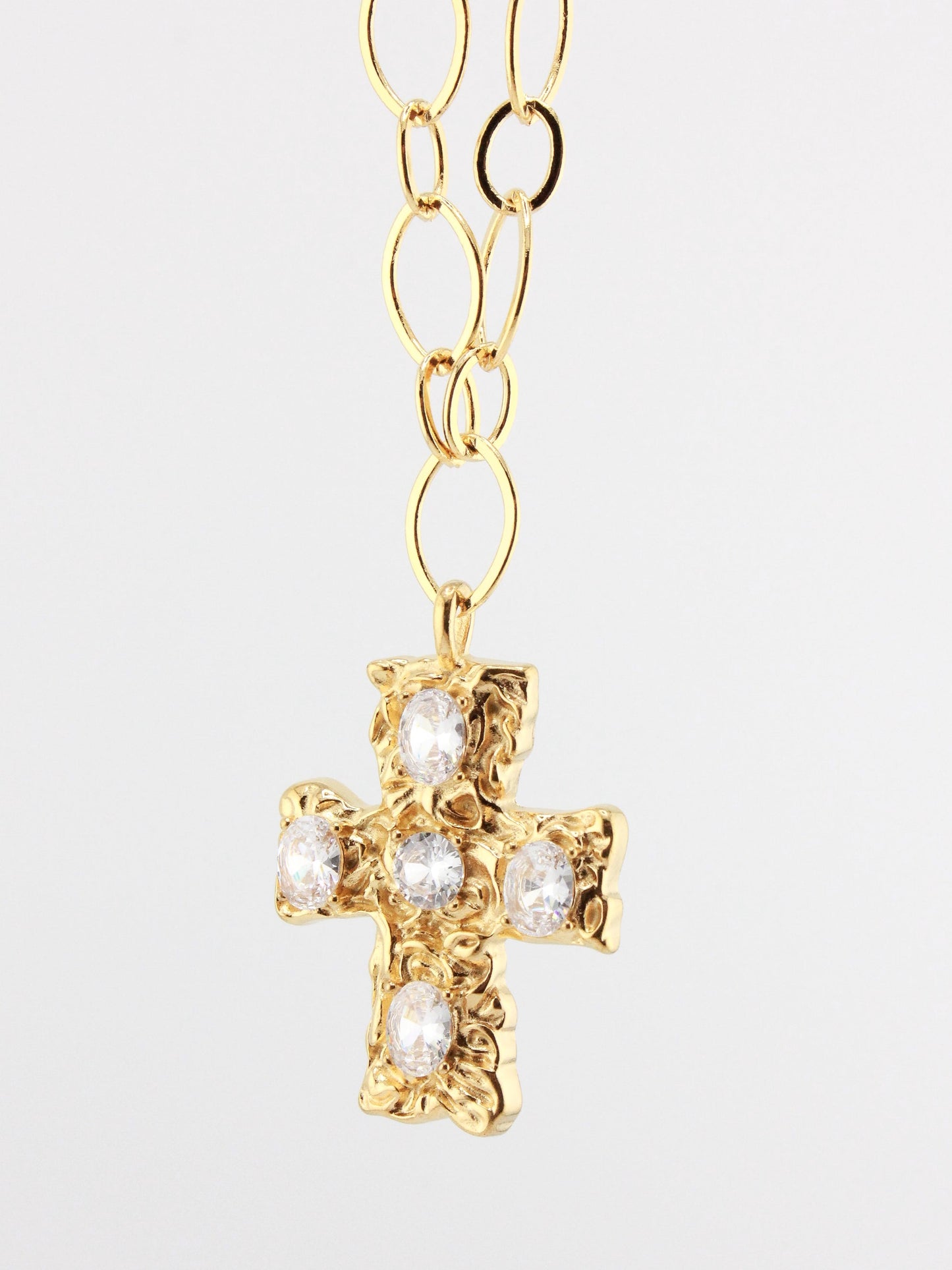 Zircon Cross Design Oval Chain Necklace