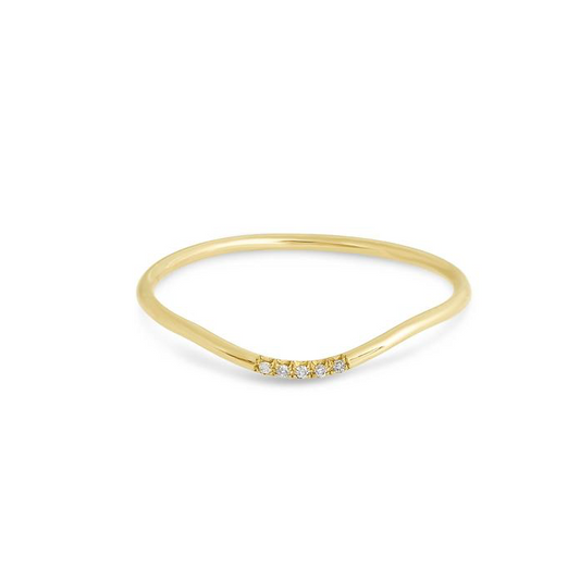 Elegant Gold Curve Band Ring