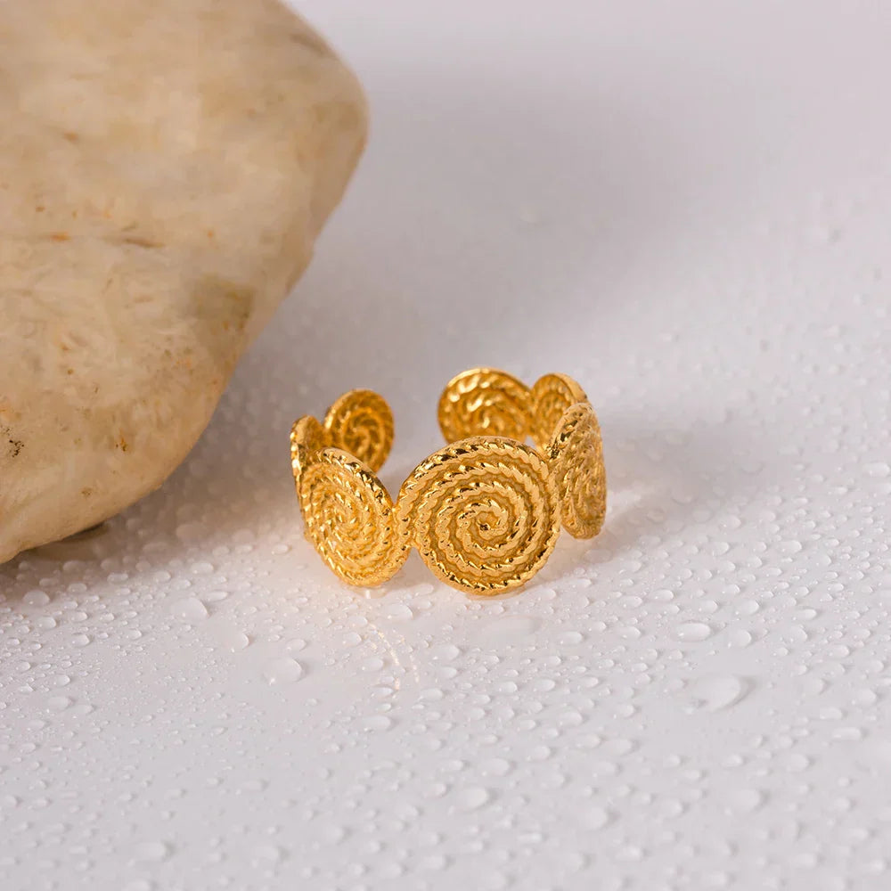 Twist Pattern Gold Hoop Jewelry Ring