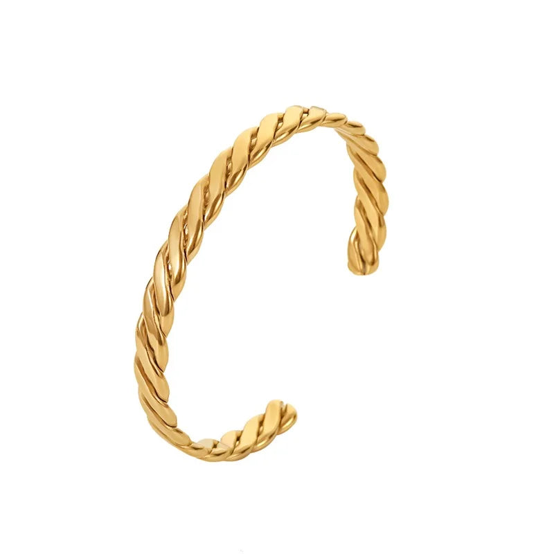 Bold Cuban Link Chain Bracelet in Metal