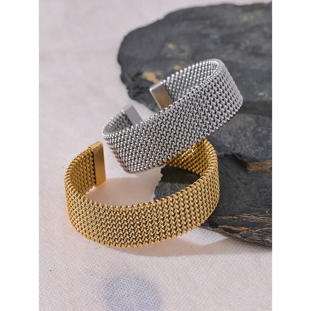 Wide Open Design Cuff Bracelet in Silver