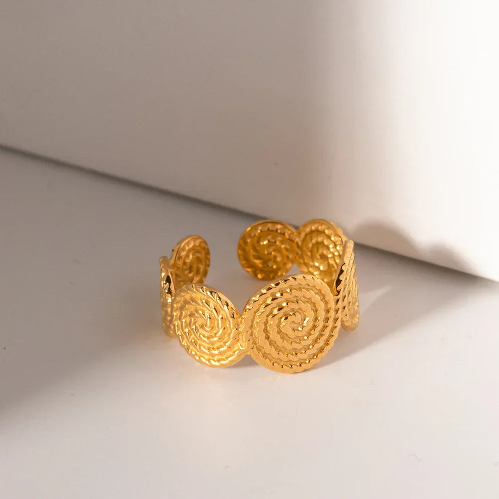 Twist Pattern Gold Hoop Jewelry Ring