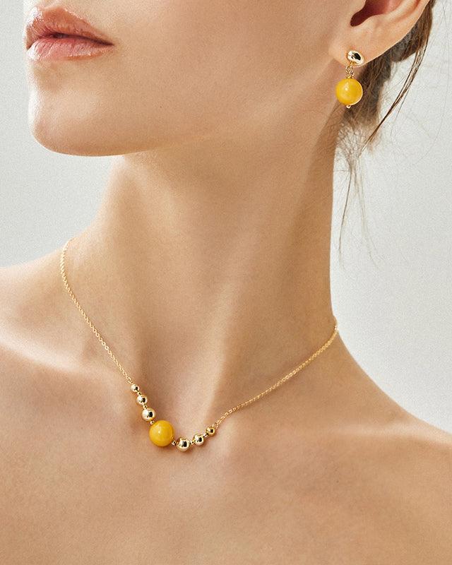 Amber Beeswax Necklace for Unique Style