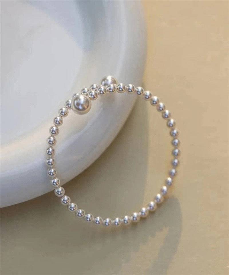 White Freshwater Pearl Bracelet for Timeless Style