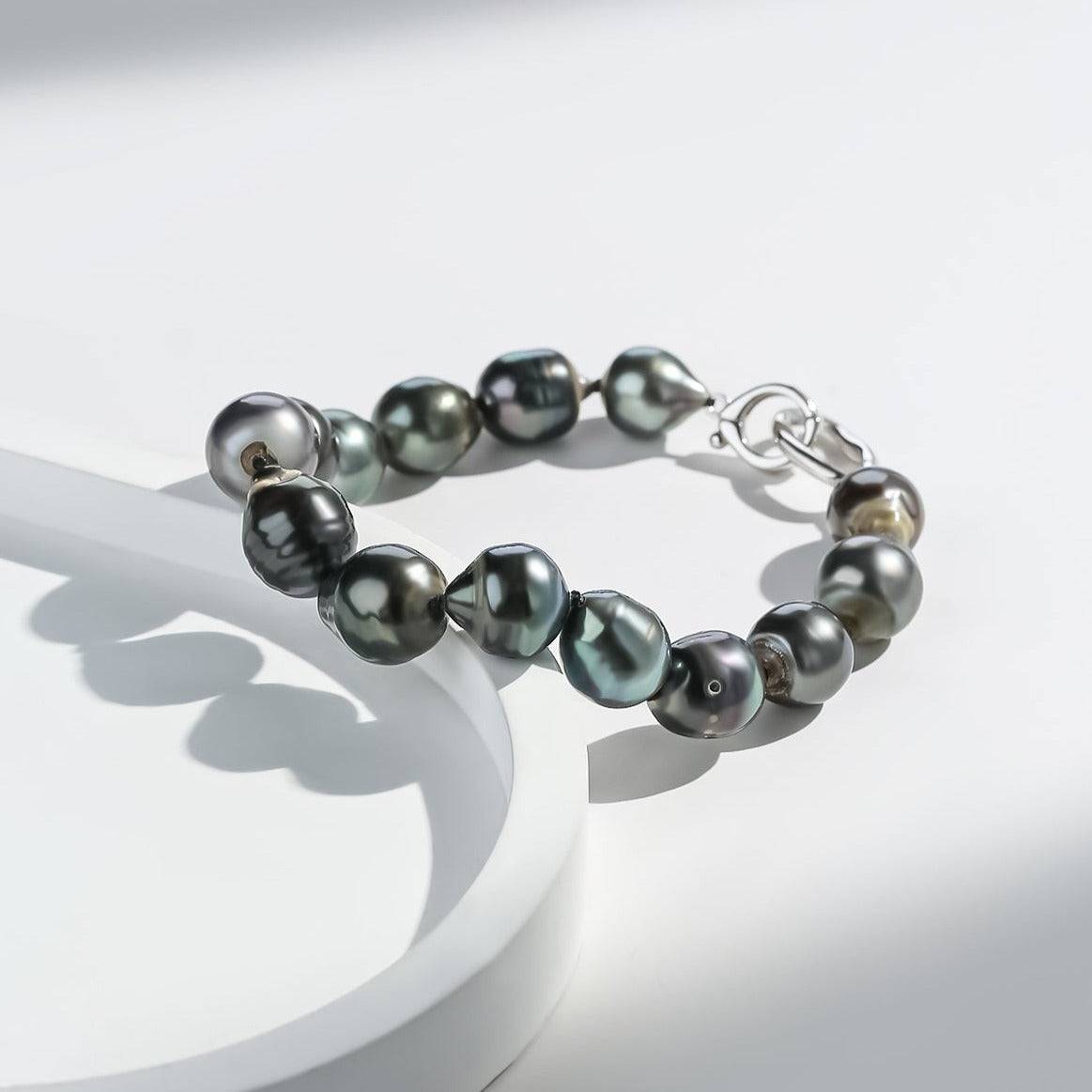 Baroque Pearl Bracelet in AA Quality