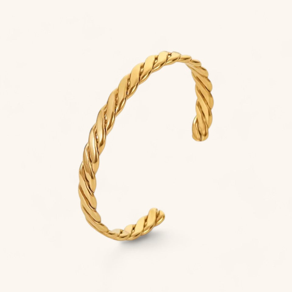 Bold Cuban Link Chain Bracelet in Metal