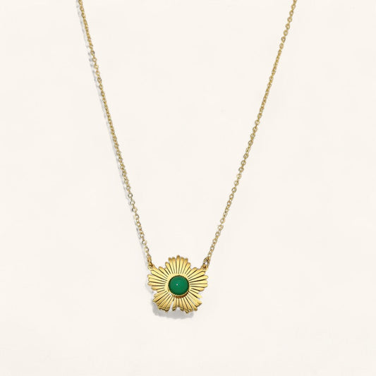 Elegant Jade Pendant Necklace for Everyday Wear