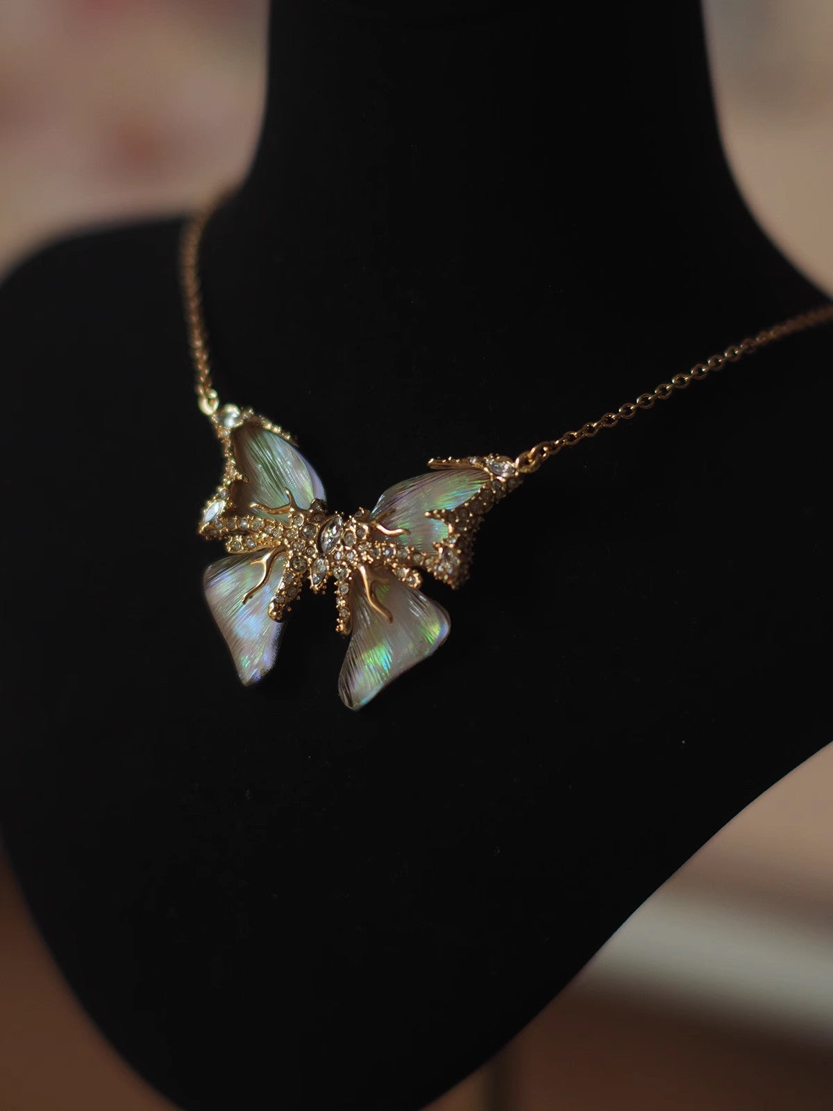 Western Antique Design Niche Designer Vintage Butterfly Necklace Full Diamond Qingdao Zhonggu Heavy Industry vintage