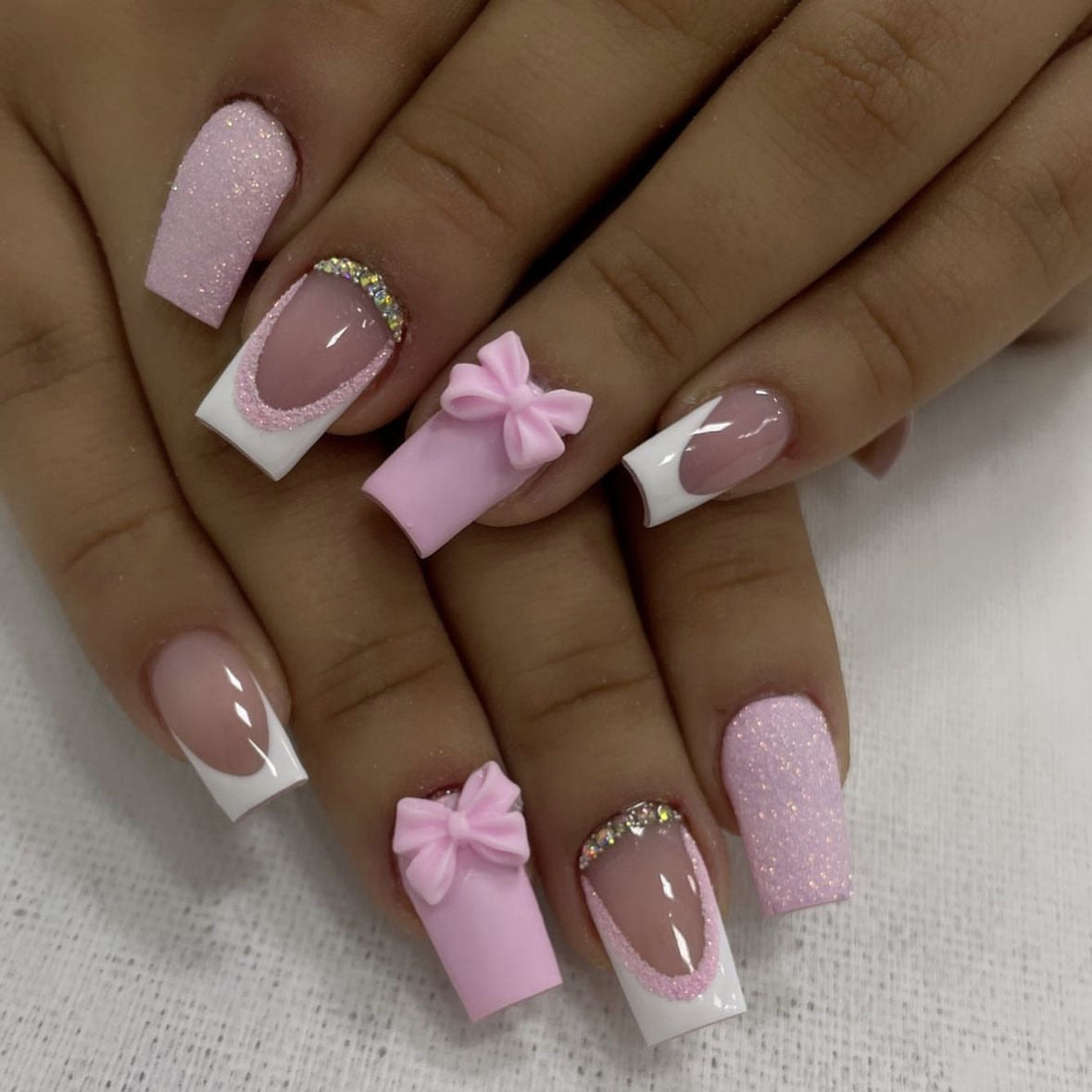 Short Glossy European, American and French Style Pink Bow Cute Sweet Wear Nail Simple Ins All-Match Manicure 24 Pieces