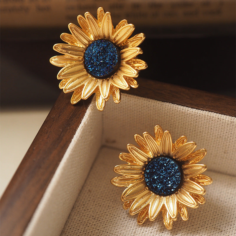 vintage Sunflower Ear Clip Earrings without Pierced Middle Ancient Retro Distressed Gold-Plated Flowers Designer Van Gogh