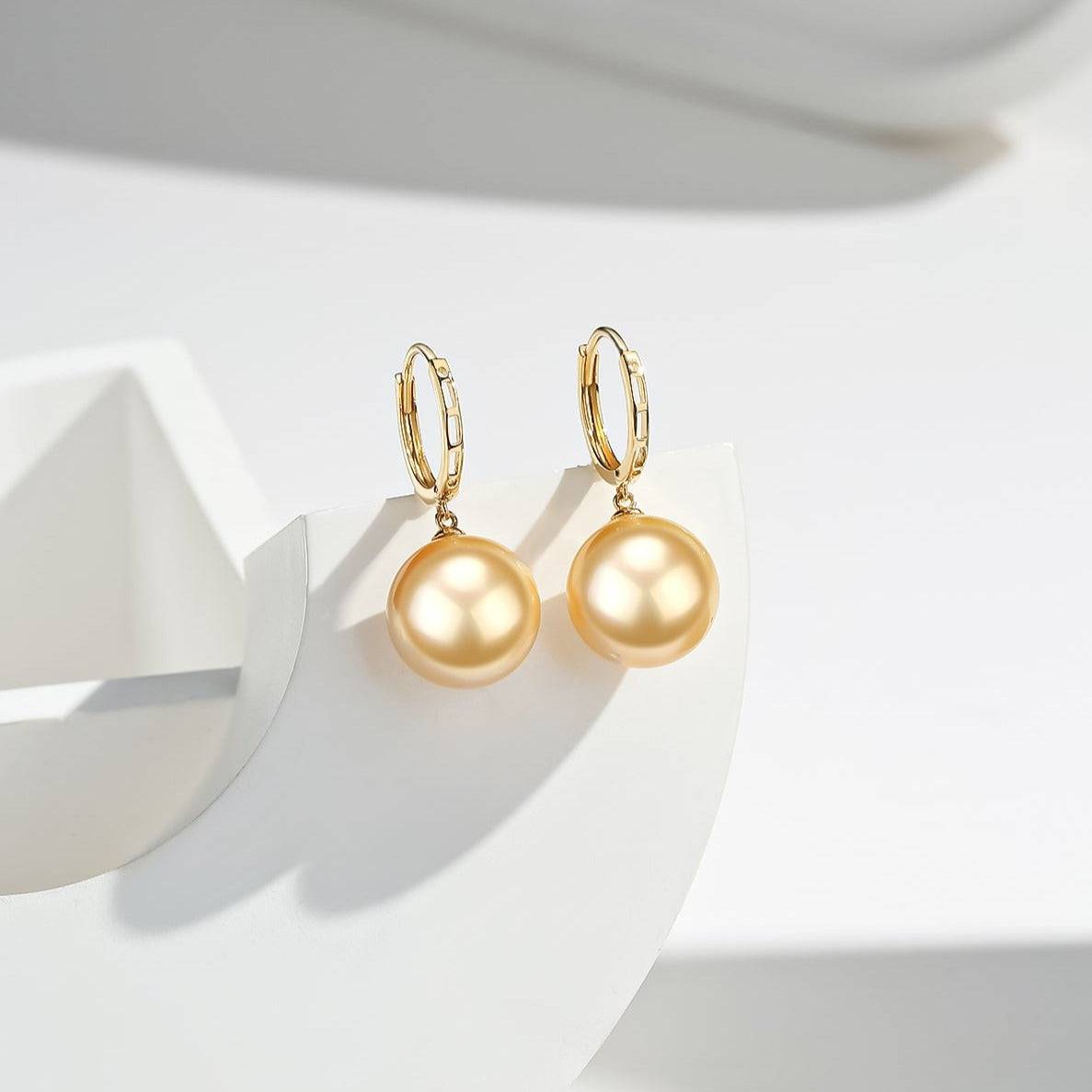 18K Gold South Sea Pearl Daisy Earrings