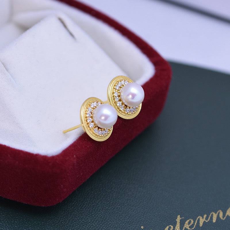 White Freshwater Pearl Sunflower Stud Earrings