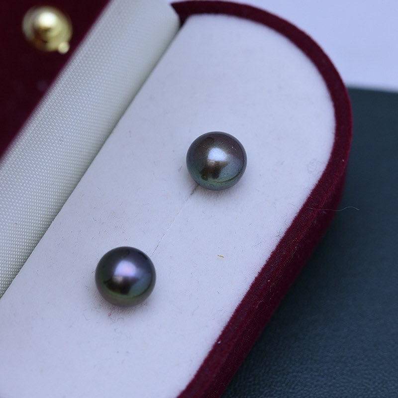 Black Freshwater Pearl Stud Earrings