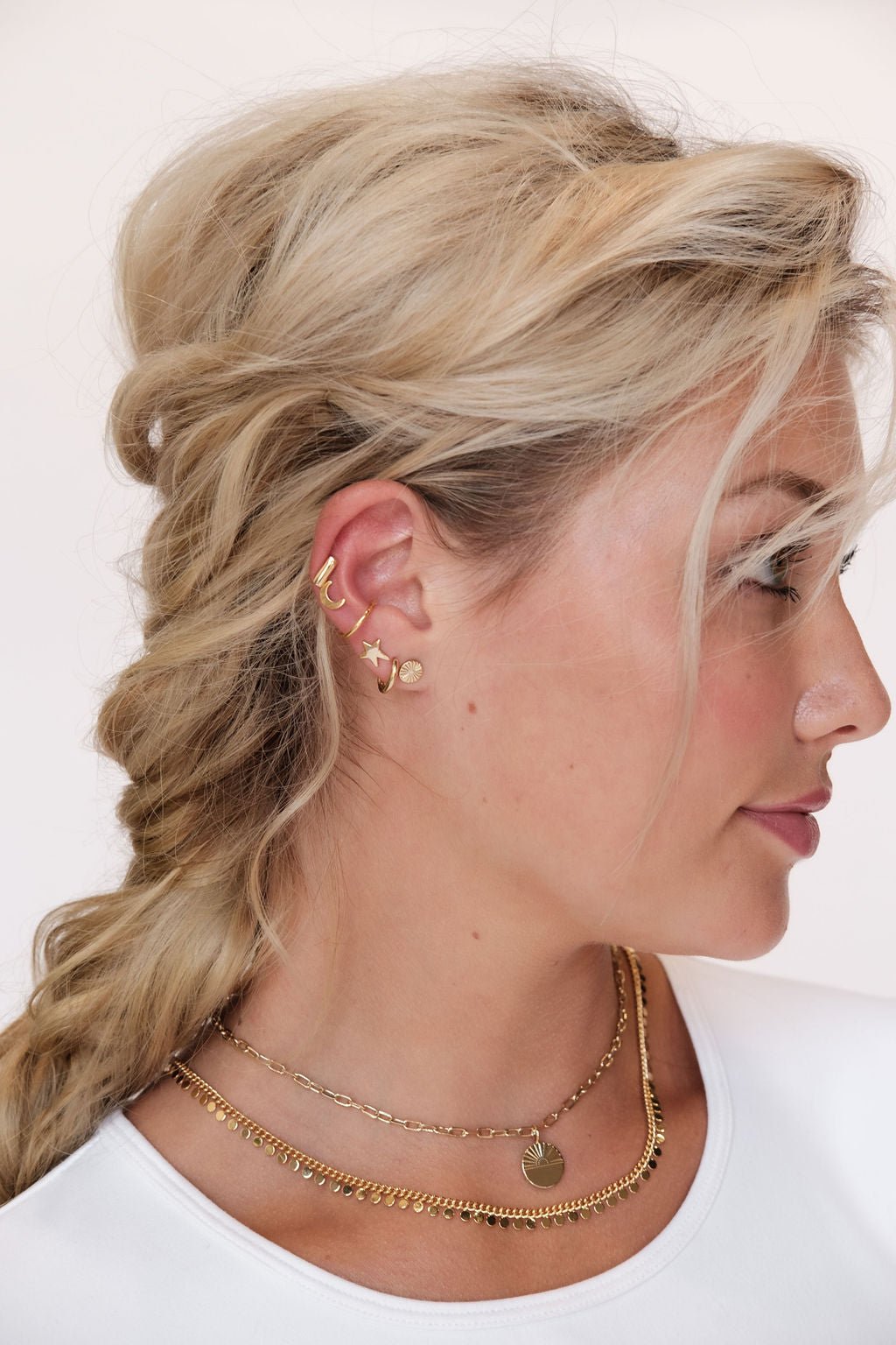 Essential Gold Ear Cuff for Stylish Look