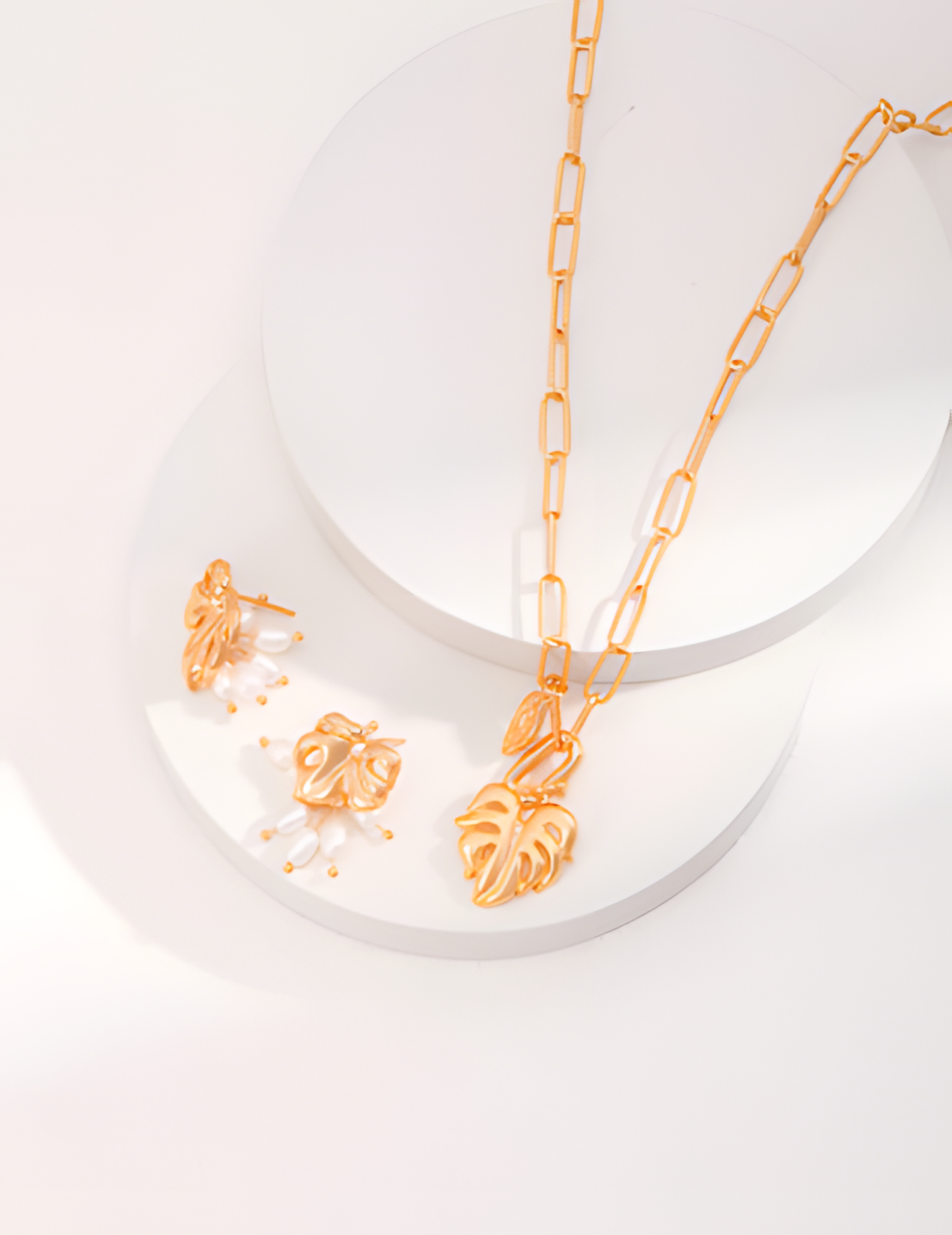 Detachable Leaf Design Necklace Chain