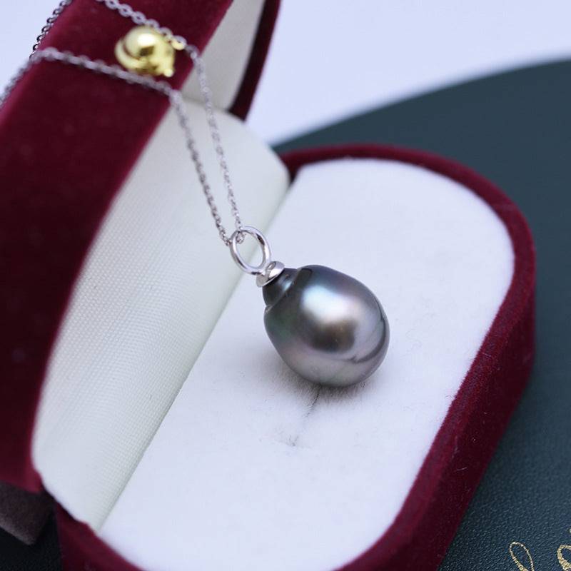 Baroque Pearl and Teardrop Pendant Necklace in Silver