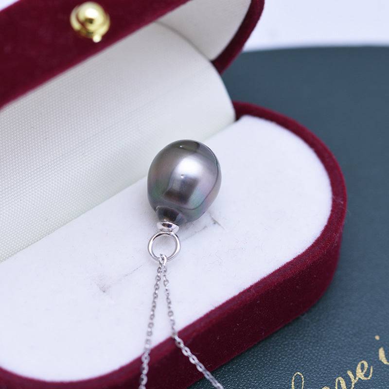 Baroque Pearl and Teardrop Pendant Necklace in Silver