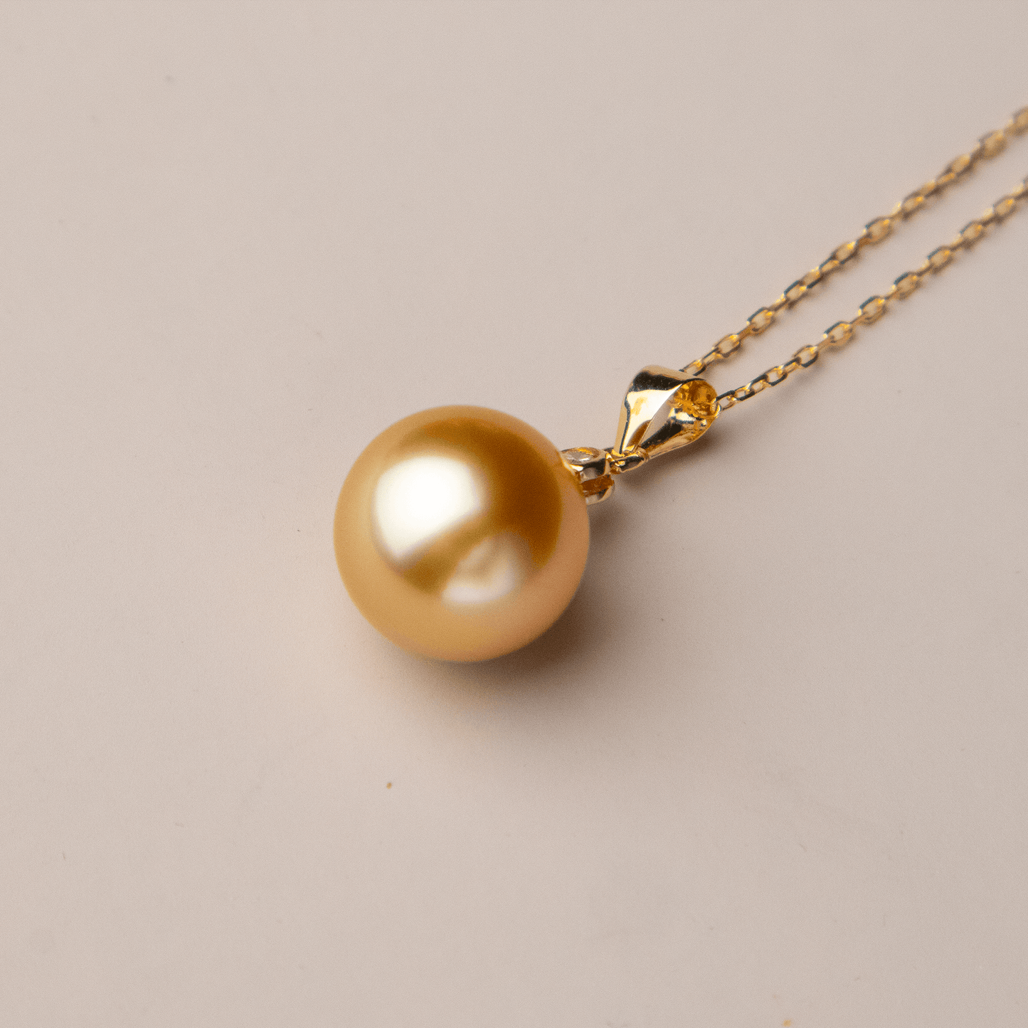 18K Gold South Sea Pearl Mary Pendant Necklace