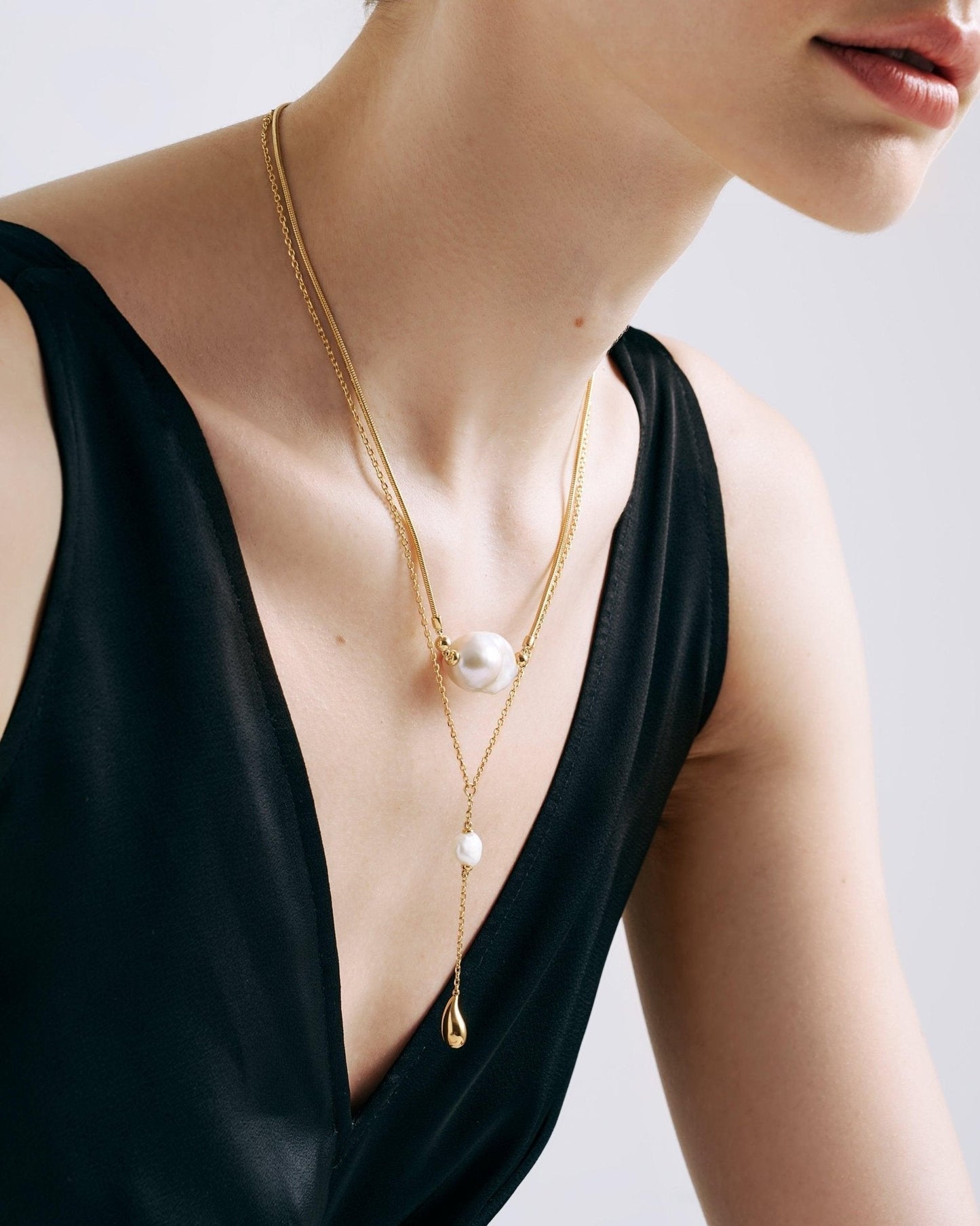 Baroque Pearl Layer Necklace in Elegant Style