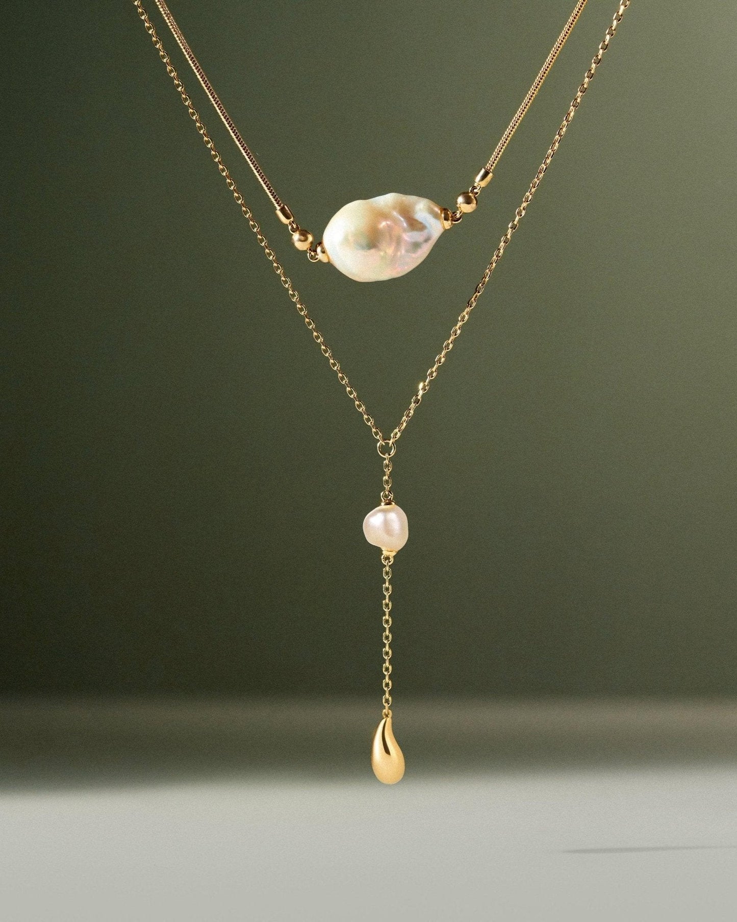 Baroque Pearl Layer Necklace in Elegant Style