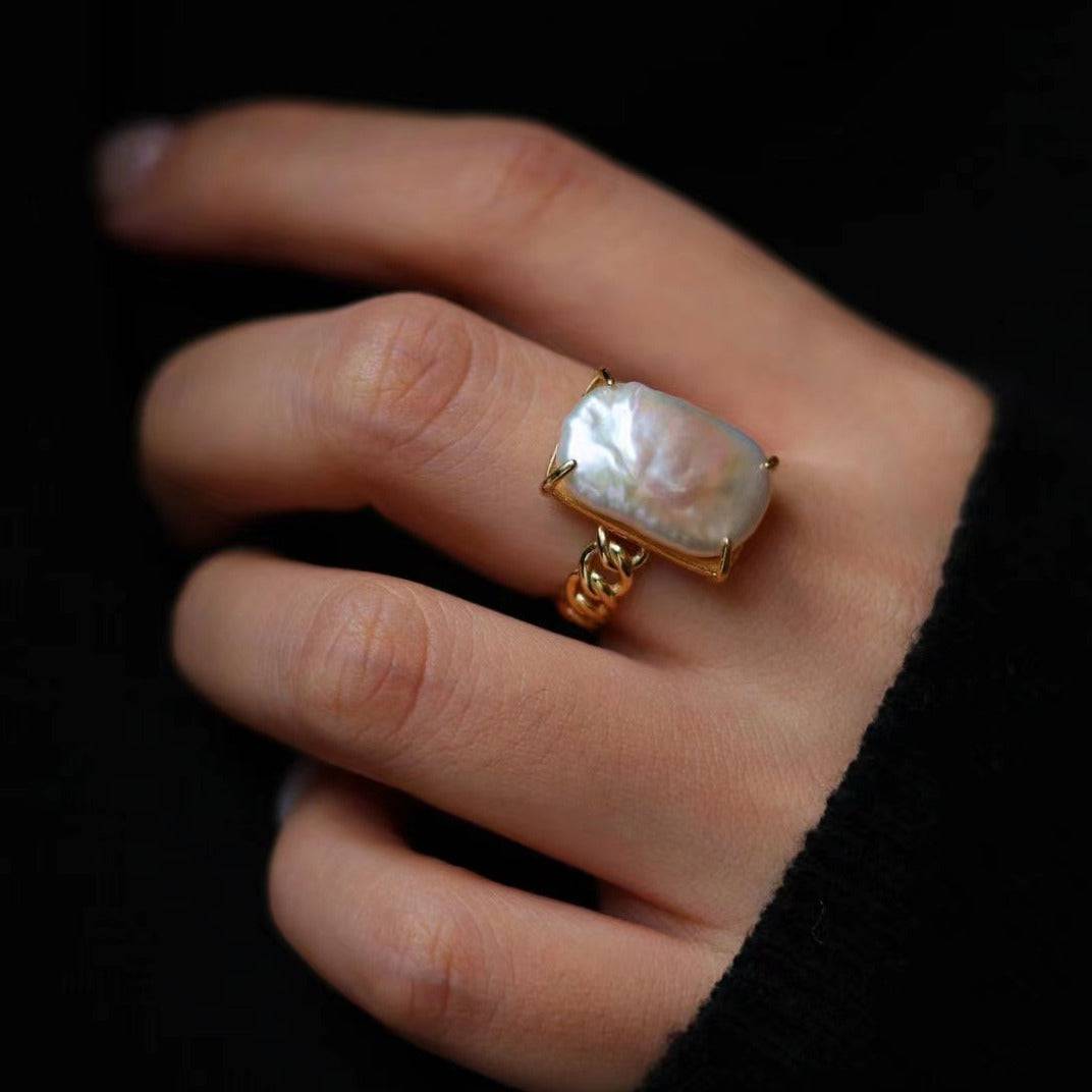 Adjustable Baroque Pearl Ring in Gold Vermeil