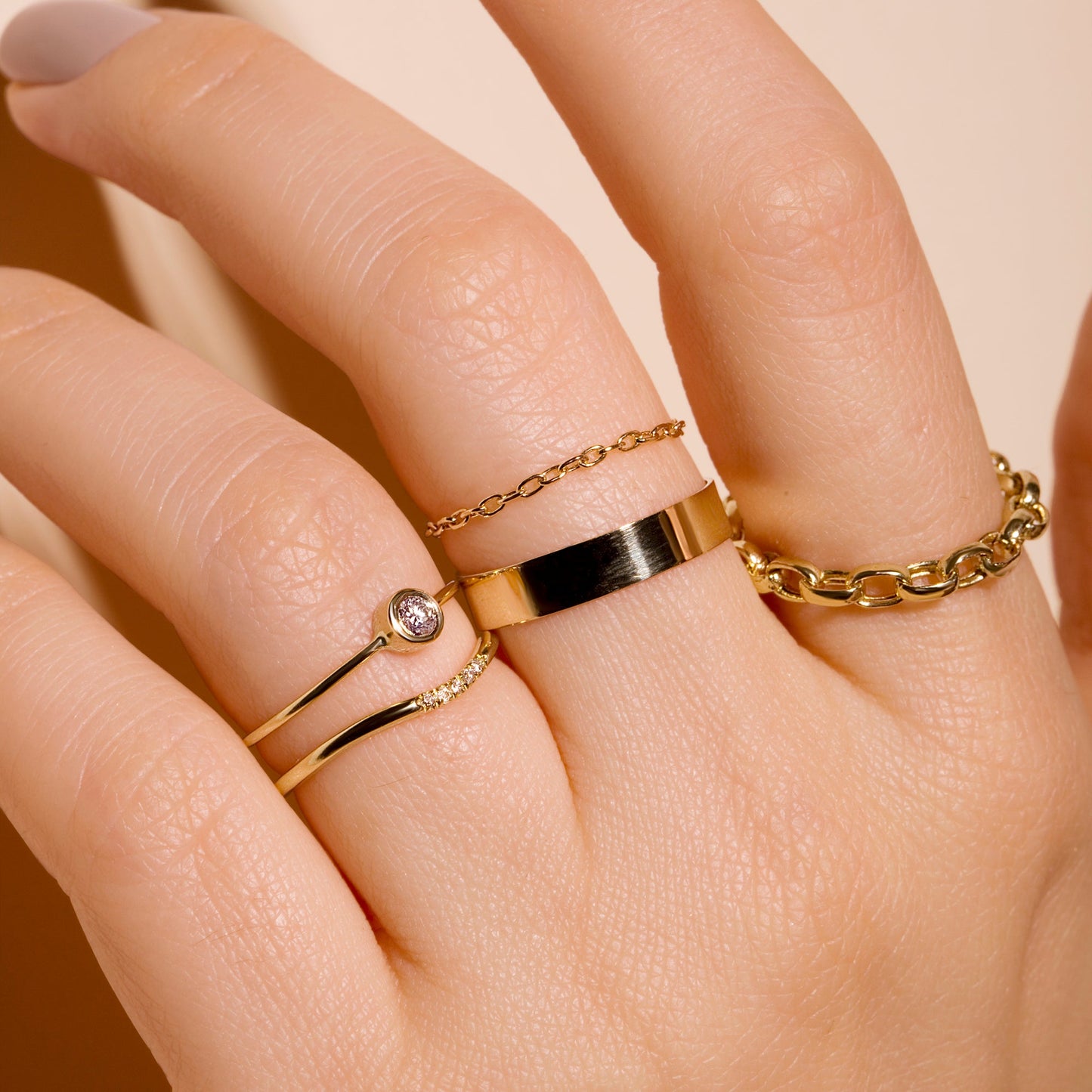 Gold Curve Band Ring